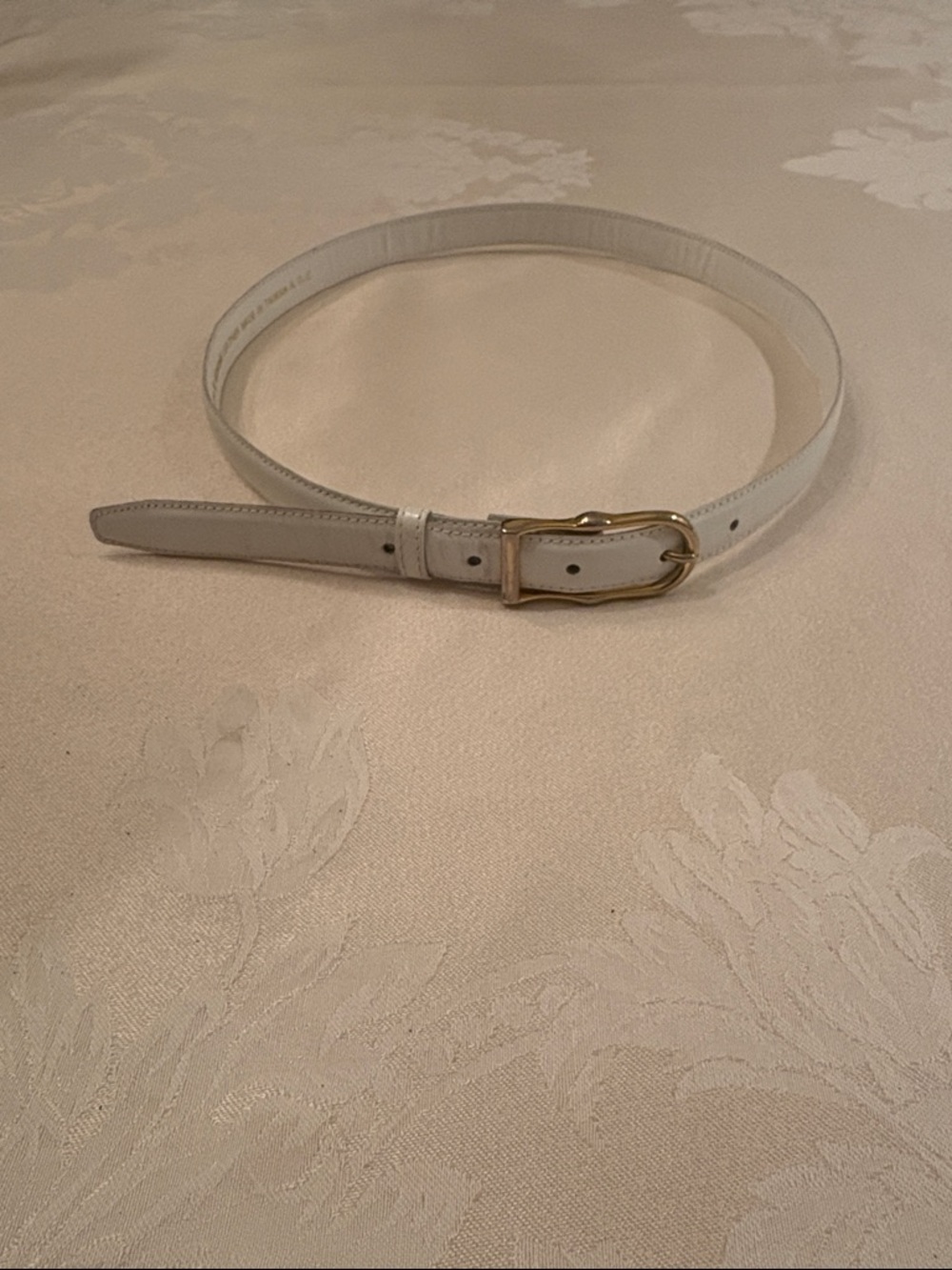 Collectif Slim White lovely Leather Belt Gold Buckle. 31”waist size, 3/4 wide.